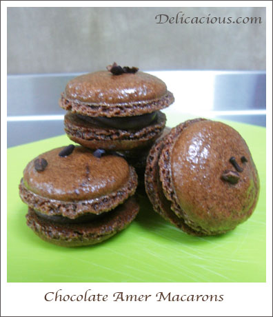 Chocolate Amer Macarons