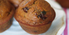 chocolate chip zucchini muffins