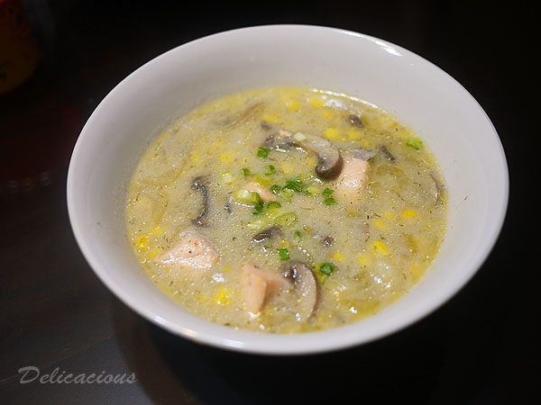 Salmon and Corn Chowder | Delicacious