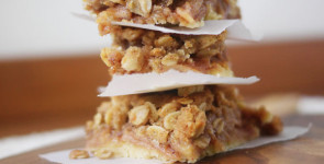 Apple Crumble Bars | Delicacious