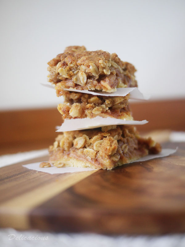 Apple Crumble Bars | Delicacious