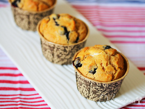 blueberry cheesecake muffins