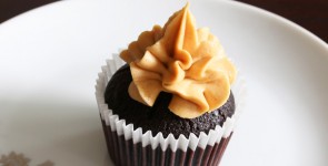 Chocolate Ganache-filled Cupcakes with Peanut Butter Buttercream
