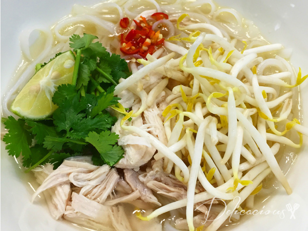 Instant Pot Pho Ga (Vietnamese Chicken Pho) | Delicacious | A Gluten ...